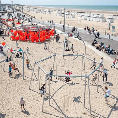 Front De Apartment Calais